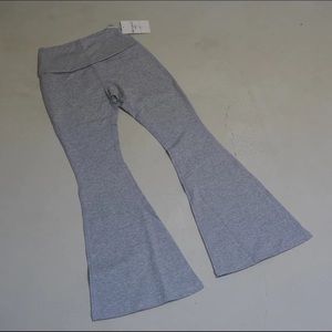 THE STRETCH SCULPT YOGA PANTS BY NATURYL BY NIYKEE